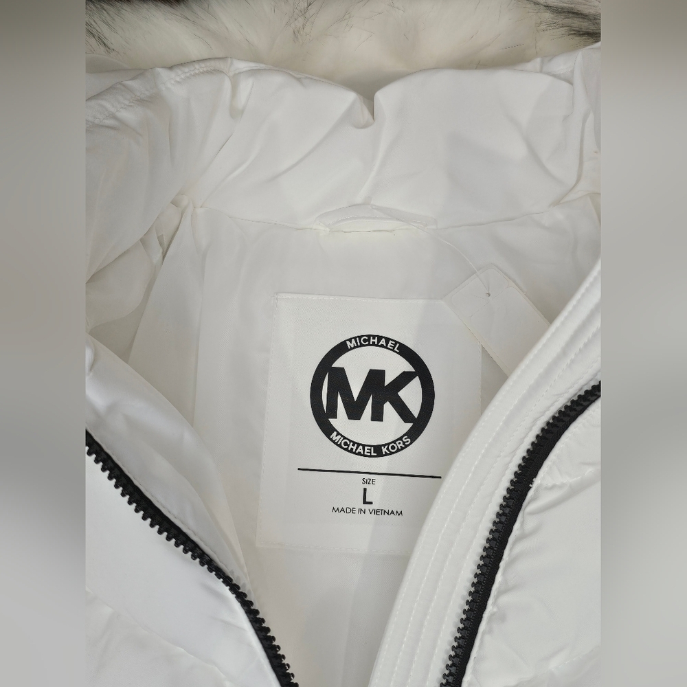 Michael Kors White Puffer Jacket Detachable Hood W/Fur Trim Women's Sz Large NWT - Picture 3 of 13